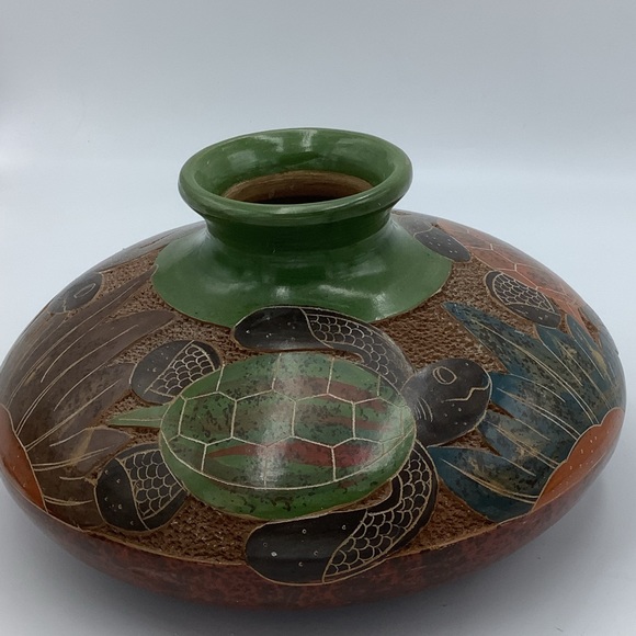 Accents Sea Turtles Carved Pottery Vase Poshmark